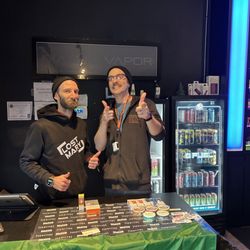 Matrix Vapor - Best guys ever