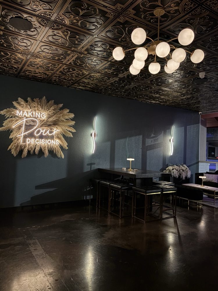 Pour Cocktail Collective Logo