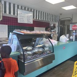 S & S Cafeteria