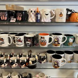 Marshalls & HomeGoods