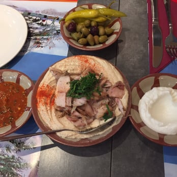 Al Arez - Chicken shawarma hummus - Middle Eastern Near Me - London, XGL