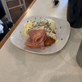 Farmer's Daughters' Diner - Marilla Eggs - American Near Me - Marilla, New York
