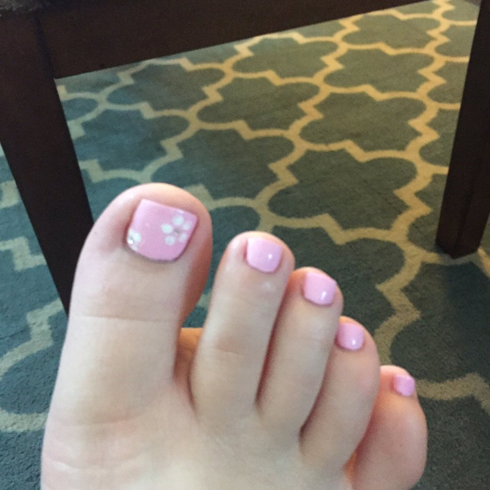 Lana's Diamond Salon - My toes. Good job but the design isn't anything special - Nail Salons Near Me - Downey, California Lana's Diamond Salon - My toes. Good job but the design isn't anything special - Nail Salons Near Me - Downey, California