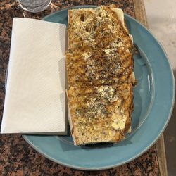 Almada Ponto - Toast Mixto (Ham and Cheese Toast)