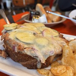 Avalon Cafe and Bakery - Tuna London Fog