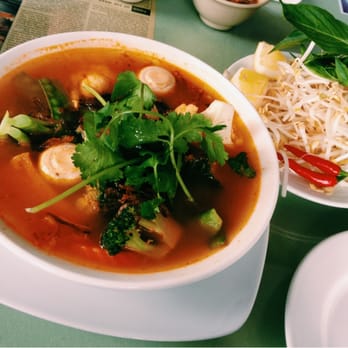 Hanoi Pho Restaurant - Spicy vegetable and tofu pho! Kind of a Thai flavor to it. - Vietnamese Near Me - Vancouver, British Columbia Hanoi Pho Restaurant - Spicy vegetable and tofu pho! Kind of a Thai flavor to it. - Vietnamese Near Me - Vancouver, British Columbia