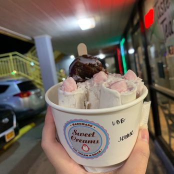 Sweet Creams - Ice Cream & Frozen Yogurt Near Me - Honolulu, Hawaii