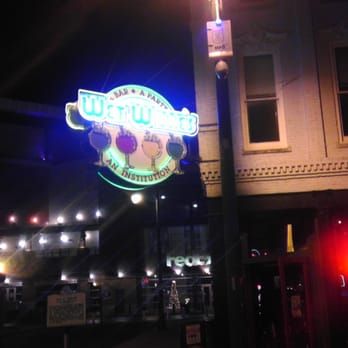 Wet Willie's - On Beale Street - American Near Me - Memphis, Tennessee Wet Willie's - On Beale Street - American Near Me - Memphis, Tennessee