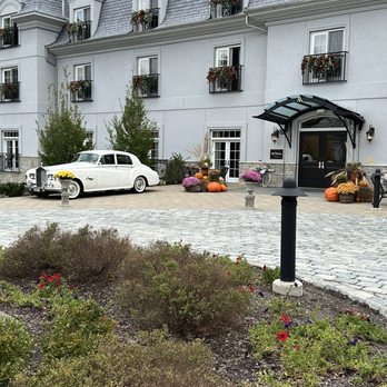 Mirbeau Resort And Spa - Front Entrance - Day Spas Near Me - Rhinebeck, New York