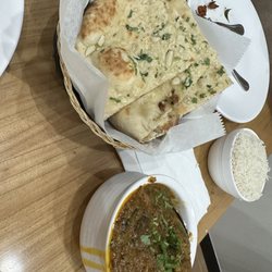 Southern Spice - Garlic naan and something else