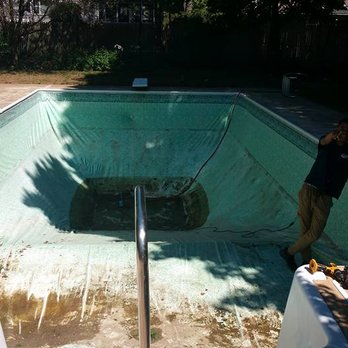 Pool 'N Play - Hot Tub & Pool Near Me