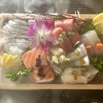 Mikomi Sushi Alhambra - Premium Sushi & Sashimi Omakase - Sushi Bars Near Me - Alhambra, California