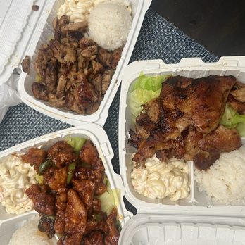 Kaua Hawaiian  Bbq - Spicy chicken, BBQ chicken and teriyaki chicken. Don't forget to add rice, mac salad and boiled veggies as they are included. Delicious - Hawaiian Near Me - Riverside, California