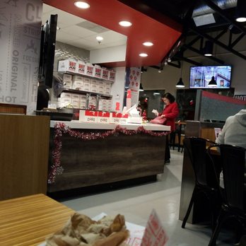 Clyde's Hot Chicken - Dining room - Chicken Shop Near Me - Montclair, California Clyde's Hot Chicken - Dining room - Chicken Shop Near Me - Montclair, California