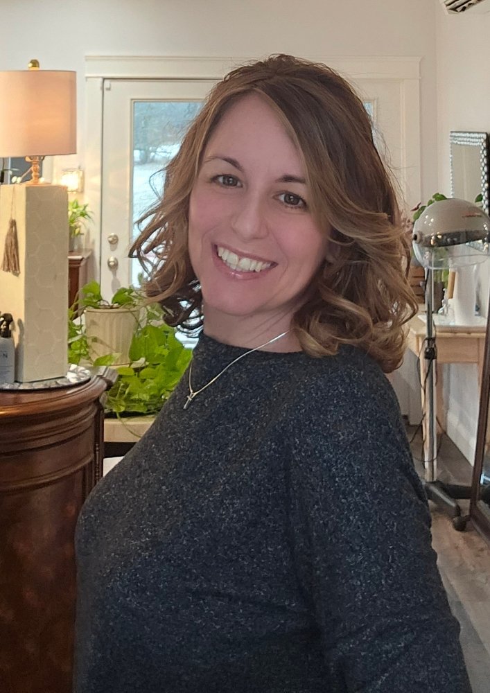 SHERI’S EDGE Updated July 2024 37 New Rd, Scarborough, Maine Hair