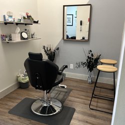 The Hair Company - Threading room