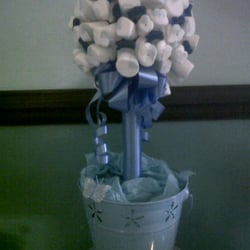 The Flower Shack - BLUE AND WHITE MARSHMALLOW TOPIARY TREE