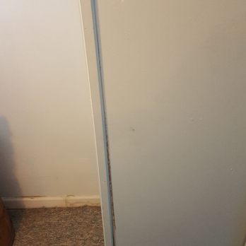 Rogers Inn Vacation Rentals - Dirt and grime everywhere. The house is in need of a thorough deep cleaning. - Hotels Near Me - Seaside, Oregon Rogers Inn Vacation Rentals - Dirt and grime everywhere. The house is in need of a thorough deep cleaning. - Hotels Near Me - Seaside, Oregon