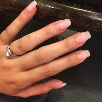 Bellagio Nails & Spa - This is what I payed extra and left with - Hair Stylists Near Me - Slidell, Louisiana