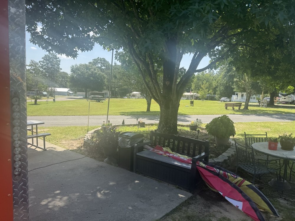 Sunset King Lake RV Resort Logo