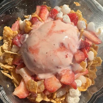 Mango House Cafe - Strawberry bingsu - Desserts Near Me - Arlington Heights, Illinois Mango House Cafe - Strawberry bingsu - Desserts Near Me - Arlington Heights, Illinois