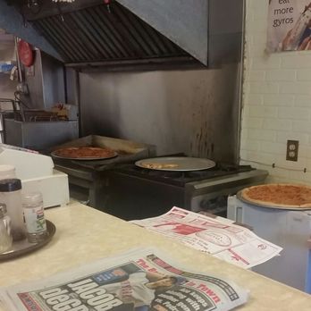Jimmy's Pizza - Wow. So sketchy I can't even find the words. - Pizza Near Me - Mamaroneck, New York Jimmy's Pizza - Wow. So sketchy I can't even find the words. - Pizza Near Me - Mamaroneck, New York