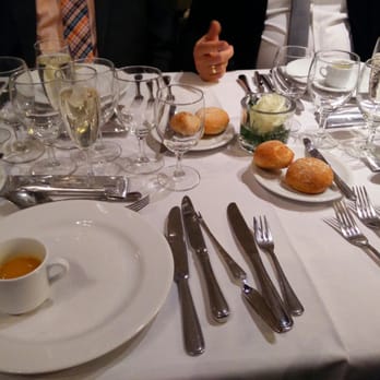De Jachthoorn - Mooi gedekte tafel - Belgian Near Me - Kontich, VAN