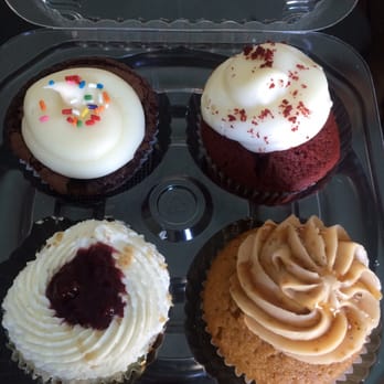 Nadia Cakes TEST - Bakeries Near Me - Palmdale, California