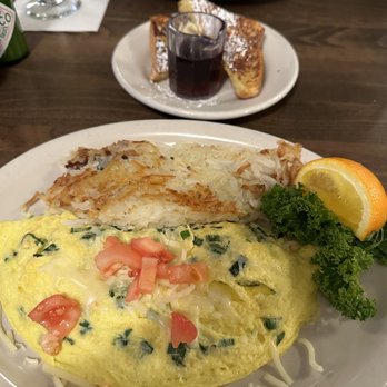 Jay Berry's Cafe - Breakfast & Brunch Near Me - Renton, Washington Jay Berry's Cafe - Breakfast & Brunch Near Me - Renton, Washington