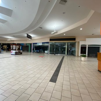 Capitola Mall - Covid killed the mall - Shopping Centers Near Me - Capitola, California