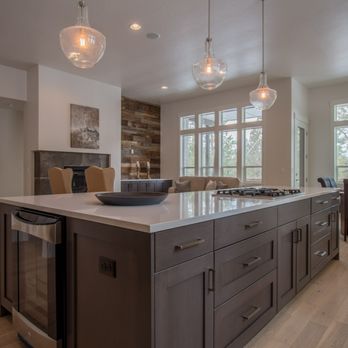 Simplicity by Hayden Homes - Elite Kitchen - General Contractors Near Me - Redmond, Oregon