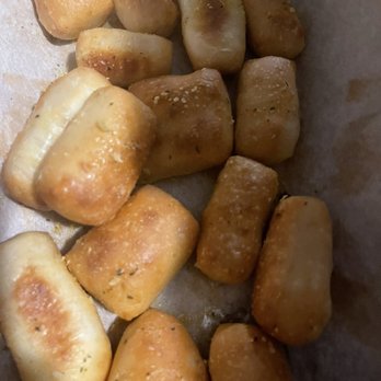 Domino's Pizza - Bread sticks - Pizza Near Me - Springfield, Illinois Domino's Pizza - Bread sticks - Pizza Near Me - Springfield, Illinois
