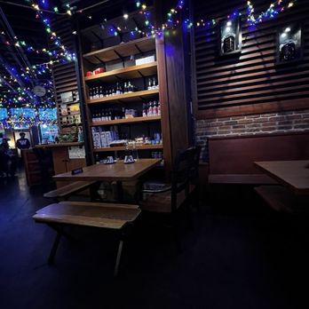 Pestle Rock - Dining Area - Thai Near Me - Seattle, Washington Pestle Rock - Dining Area - Thai Near Me - Seattle, Washington