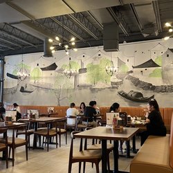 Pho Top - Dining Room