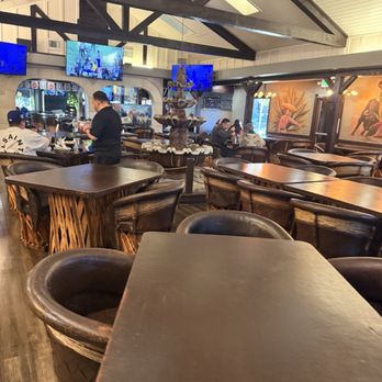 La Corona Bar & Grill - Main dining area - Sports Bars Near Me - Van Nuys, California La Corona Bar & Grill - Main dining area - Sports Bars Near Me - Van Nuys, California
