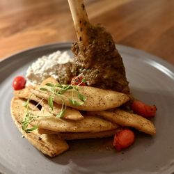 Serevene - Lamb shank