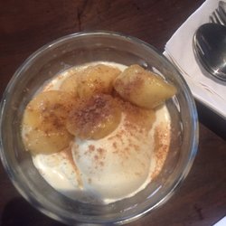 Banana flambada com sorvete
