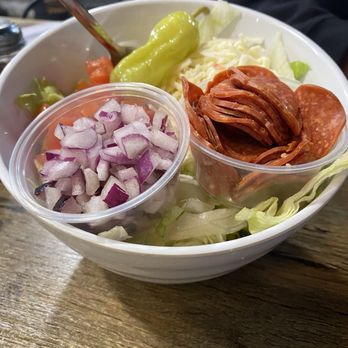 Cucamonga Pizza House - Salad sub onions for olives - Pizza Near Me - Rancho Cucamonga, California