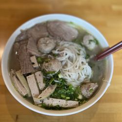 Mama Lieu’s Vietnamese Kitchen - special pho