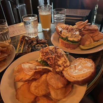 Midwood Flats - Midwood Burger - Cocktail Bars Near Me - Brooklyn, New York