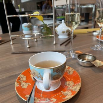 The Orchid Lounge - Tea services - Tea Rooms Near Me - London, XGL The Orchid Lounge - Tea services - Tea Rooms Near Me - London, XGL