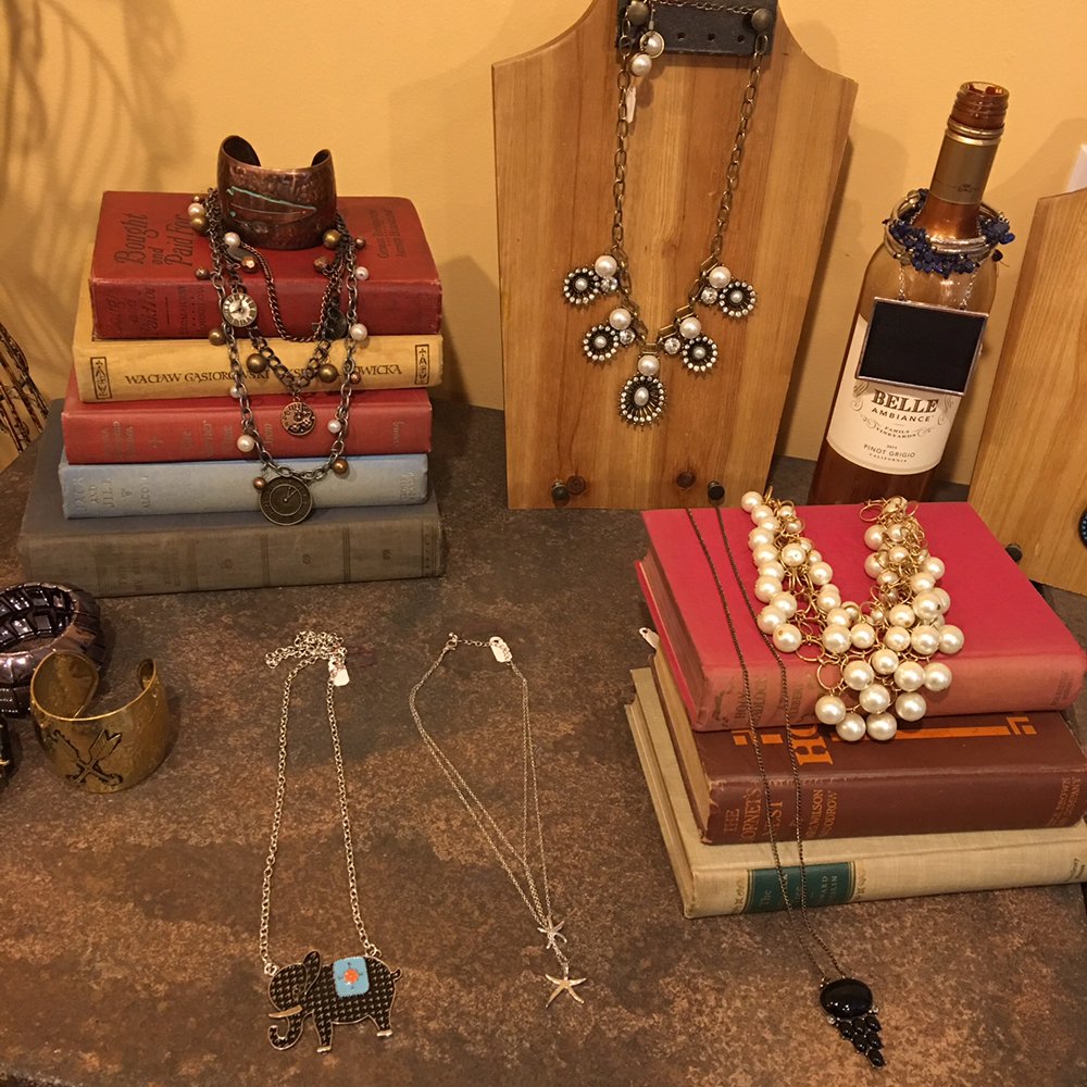 ALLURE SALON Updated October 2024 31 Photos & 10 Reviews 100 S