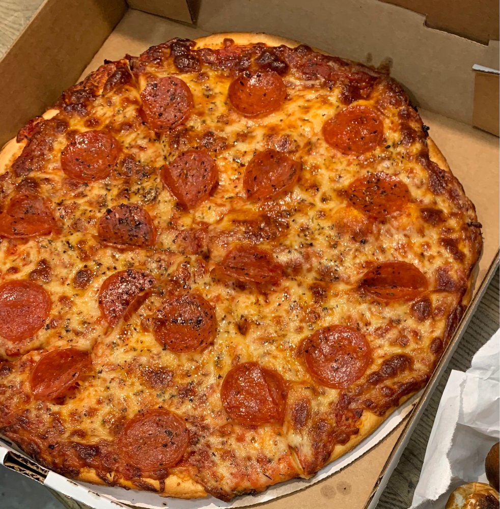 VAL’S FAMOUS PIZZA & GRINDERS Updated October 2024 29 Photos & 73