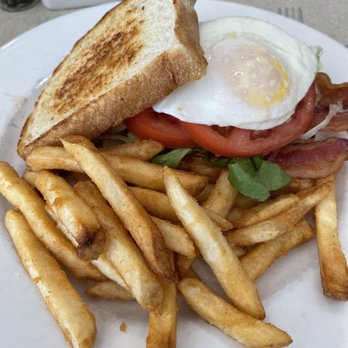 Wild Eggs - ACE of a BLT - Breakfast & Brunch Near Me - Jeffersonville, Indiana