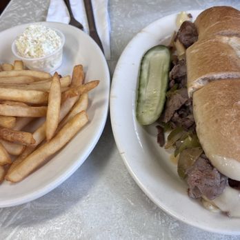 Summit Diner - philly cheesesteak - Diners Near Me - Summit, New Jersey
