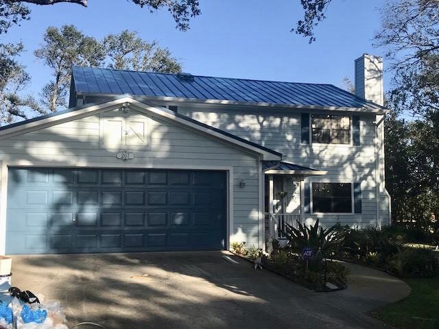 Slide of Pro Roofing & Associate