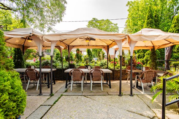 Smoky Rock BBQ by null