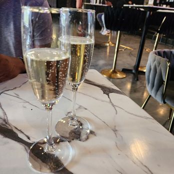 Peachez - Lounges Near Me - Houston, Texas Peachez - Lounges Near Me - Houston, Texas