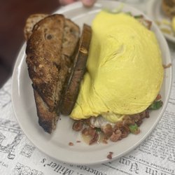 Golden Egg Omelet House - #71 with Dudleys bread