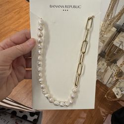 Banana Republic